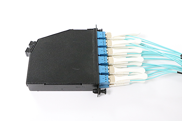 AMP MPO Cassette, OS1 9/125 μm, 12xLC Duplex 1568665-4