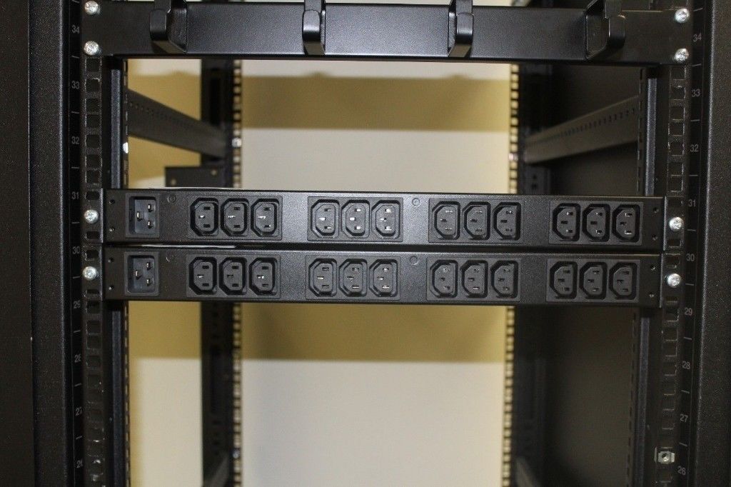 Thanh-nguon-PDU-APC-AP9565
